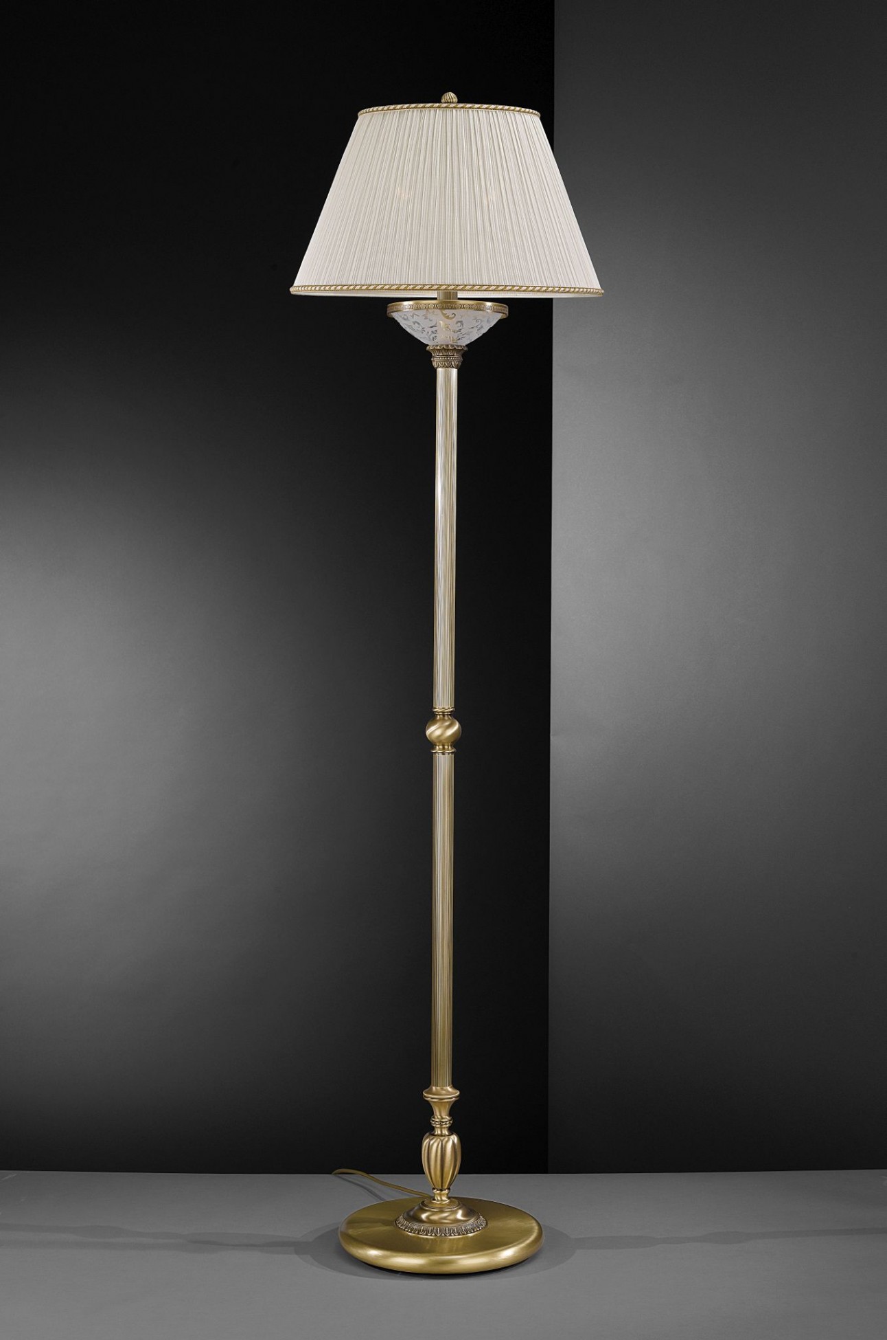Brass Floor Lamp With Decorated Frosted, Frosted Glass Floor Lamp Shade