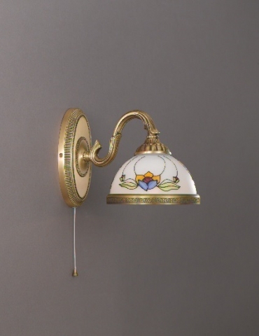 Brass wall light with decorated 