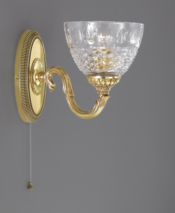 One light brass wall sconce with cut crystal cup. A.4321/1