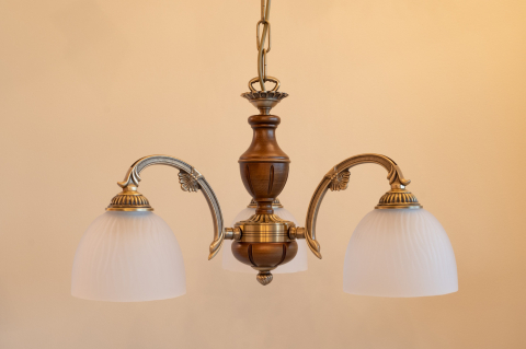 Classic chandelier, in brass, satin glass. L.5630/3