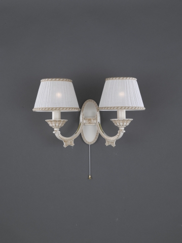Klassische Wandlampe aus antik Weiss Messing mit Lampenschirm 2 flammig